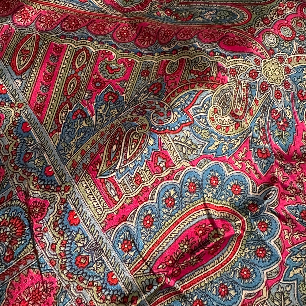 Silk scarf- small white paint drop on it- 100% polyester. Must sell! - Picture 3 of 10